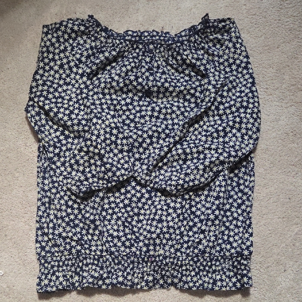 Faded Glory Navy and White Floral Blouse